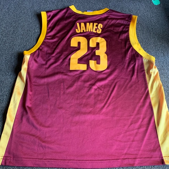 NBA Cleveland  James Jersey size XL - Picture 5 of 15